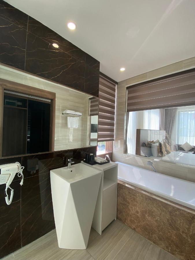 Khach San Nga Son Hotel Luaran gambar