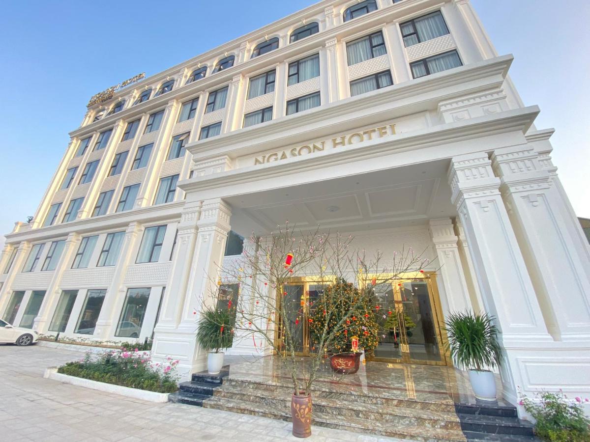 Khach San Nga Son Hotel Luaran gambar